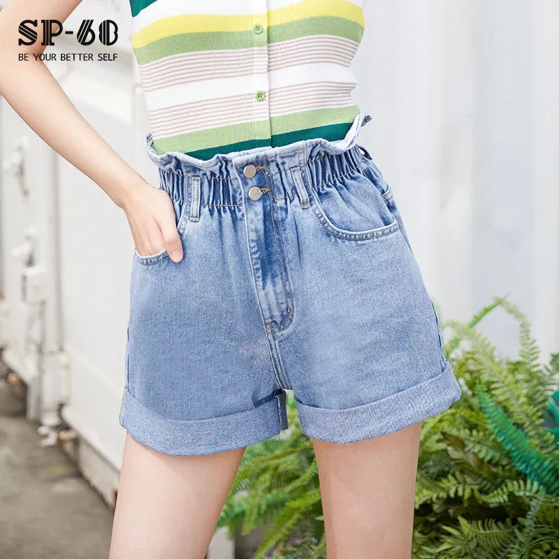 夏天薄款牛仔短裤,怎样选择牛仔短裤显瘦