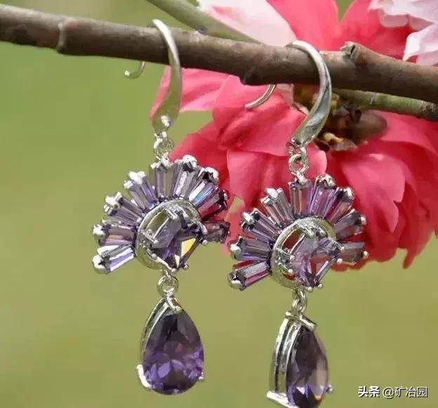 锆石和钻石的区别肉眼能看出来吗,锆石和钻石肉眼如何区分