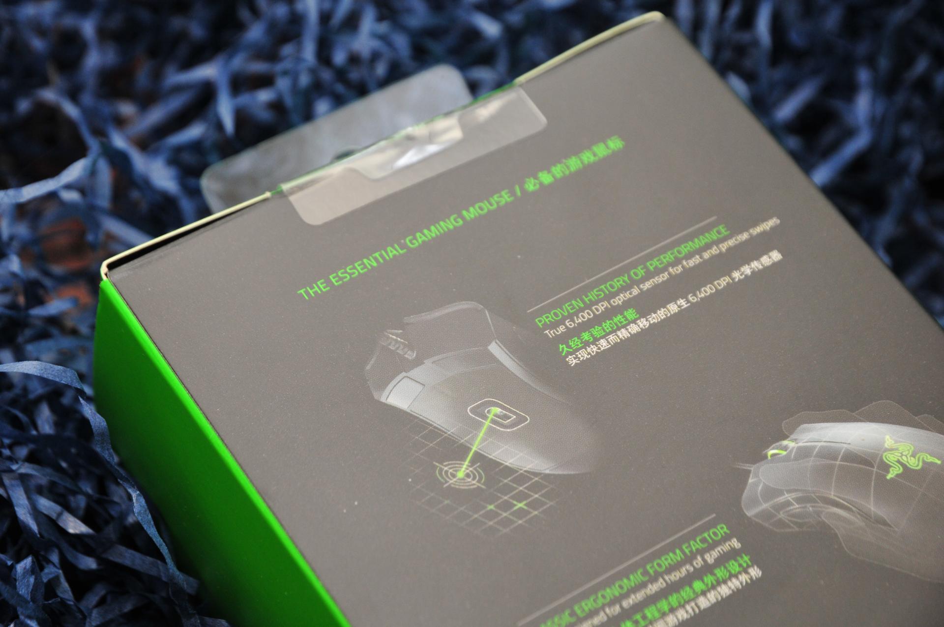 雷蛇蝰蛇鼠标测评,雷蛇毒蝰8khz有线游戏鼠标评测