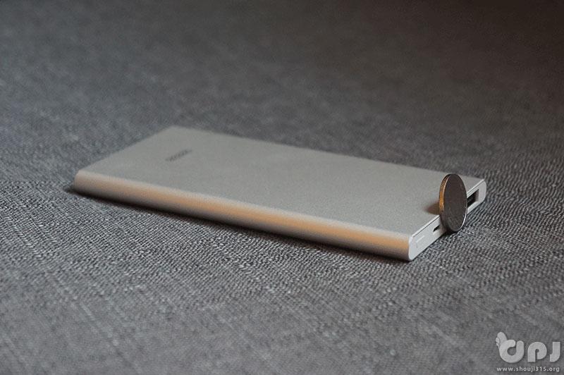 超薄手机壳充电宝推荐,手机壳一体的充电宝测评