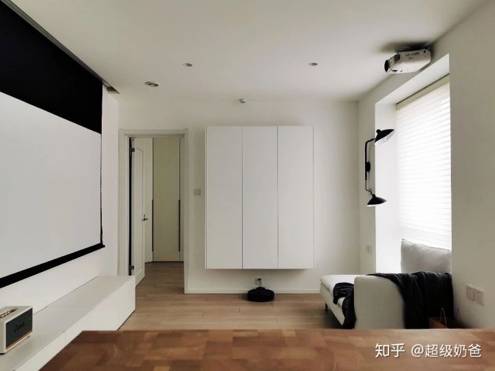 她买下40㎡自己住​，功能一个不少，却能住出100㎡的宽敞