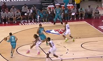 大球拿8000万！三球最佳新秀！二球或加盟湖人！球爹吹过的牛就要实现？