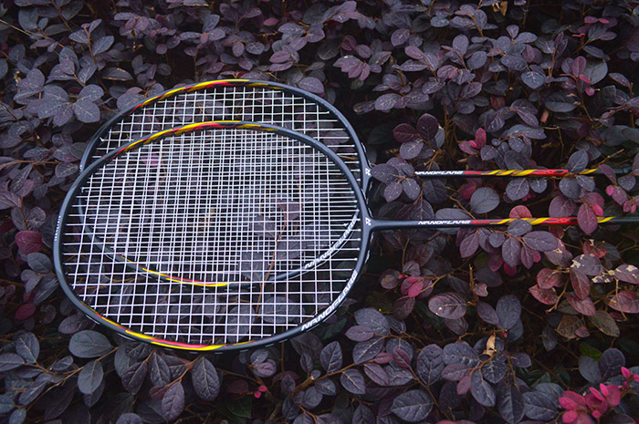 尤尼克斯最新款球拍疾光700测评,疾光1000尤尼克斯测评