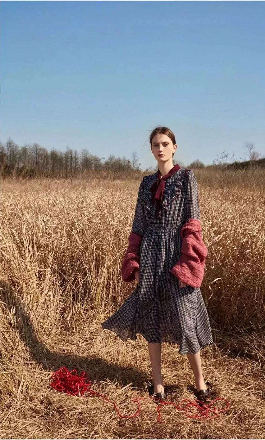 盘点阿依莲那些年夏季流行款式,阿依莲衣服测评