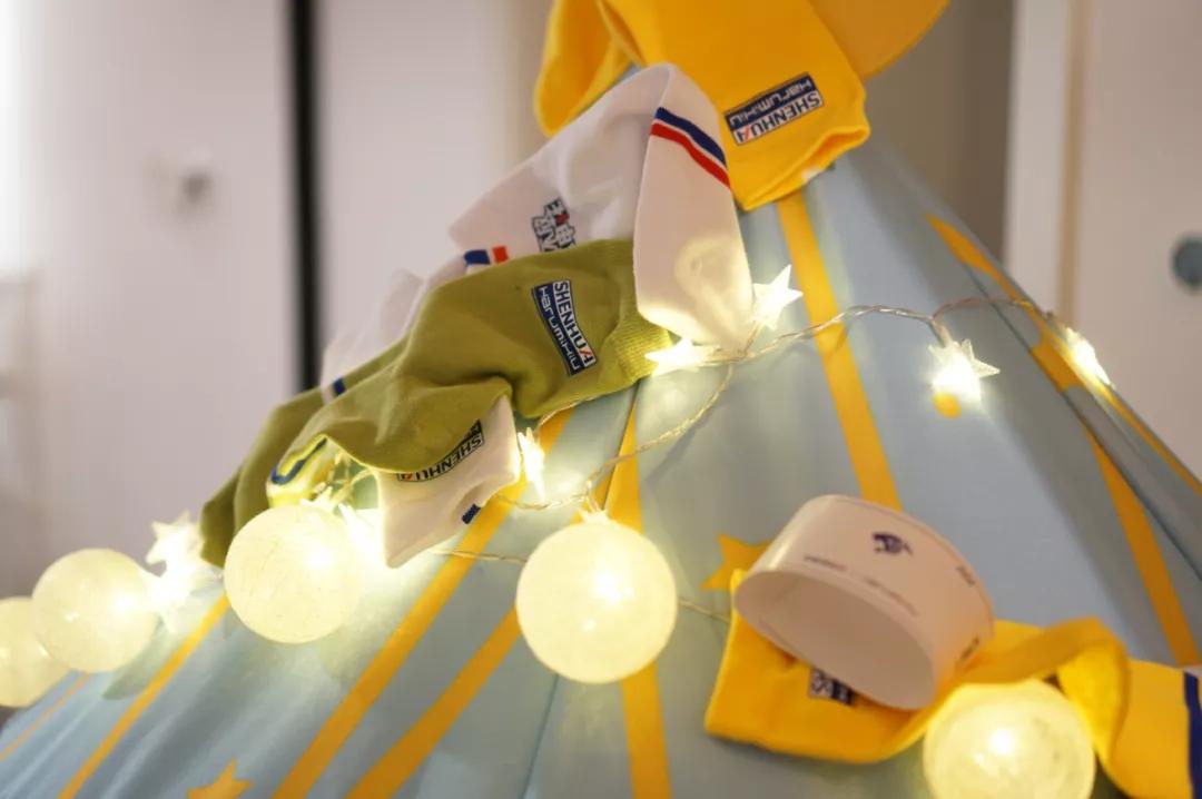 上海申花接地气鞋,上海申花足球袜