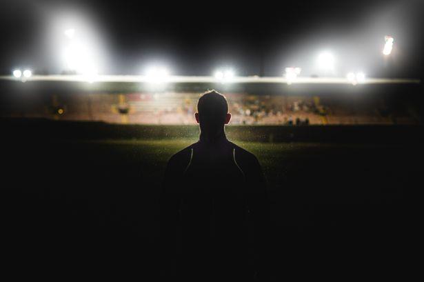 英超29岁球星涉嫌侵犯他人,英超球员被曝光事件