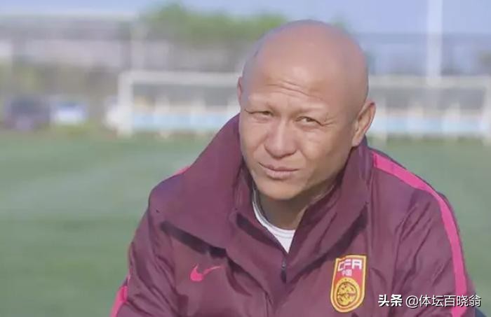 他号称中超屠夫！曾恶意犯规致两位国安球员断腿，退役成青训教练