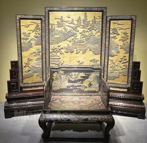 千涂万抹髹为底，刀走龙蛇出雕漆，用现代眼光鉴赏古老工艺！