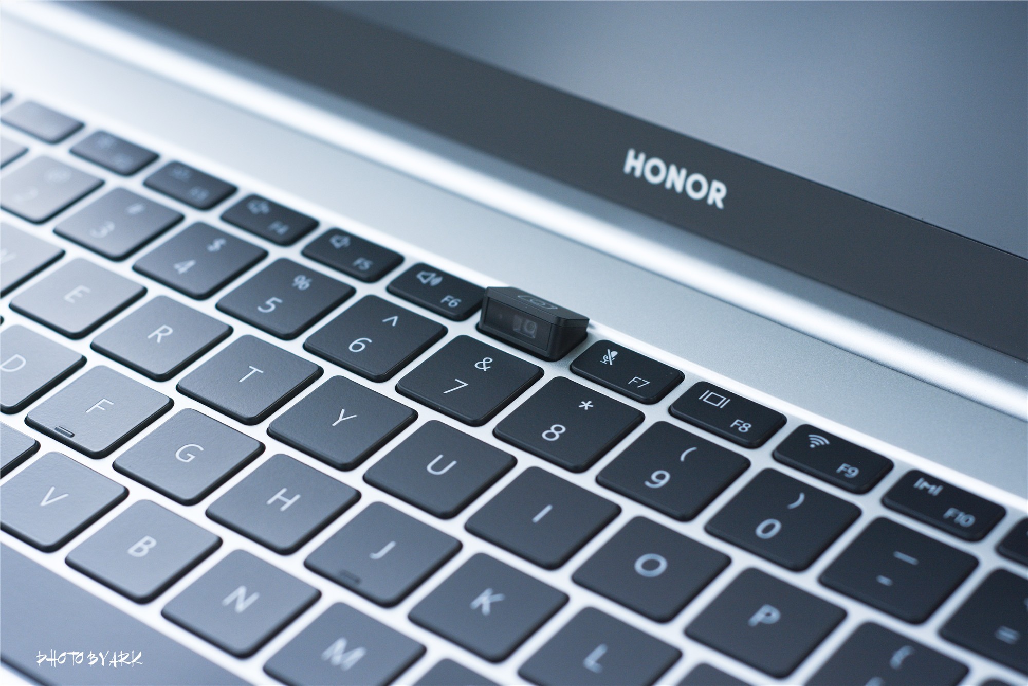 光荣magicbook2019pro哪一版本好,光荣magicbookpro2019全系列对比评测