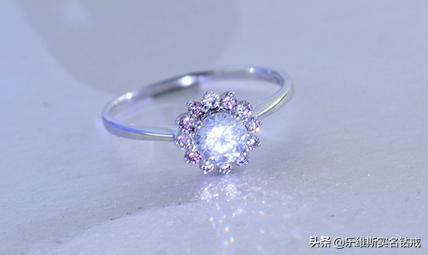 铂金戒指回收价格,pt900铂金戒指一克最新价格多少