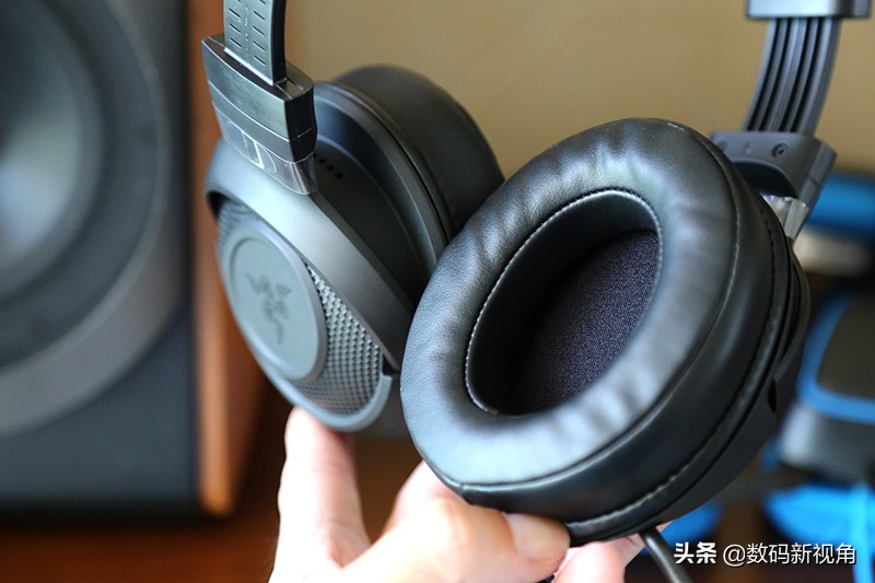 头戴式电竞耳机推荐高性价比,头戴式电竞耳机兼顾平常使用