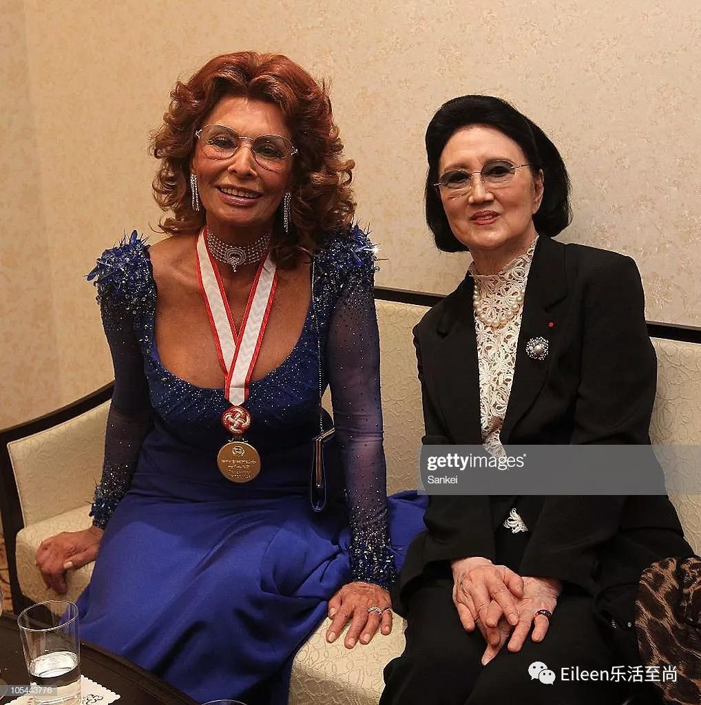 嫁富豪和尚，恋家暴男星，为王妃做婚纱，日本时尚豪门美丽传说