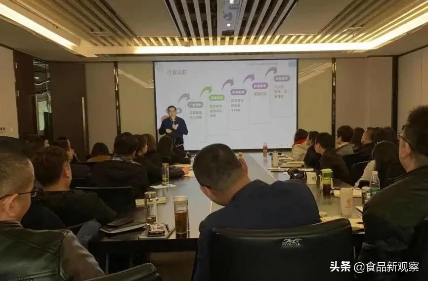 鏌虫灄閰掍笟鎬荤粨澶т細,鏌虫灄閰掍笟闆嗗洟鐝瓙