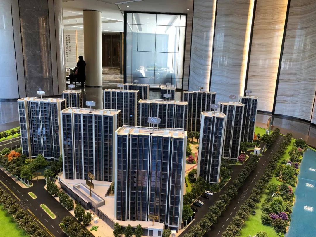 负责任的开发商不惧把最丑面展现，上品PK御品|房叔跑盘No.01