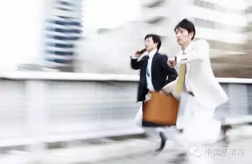 让你越来越有钱的12个秘诀,3个方法教你越来越有钱