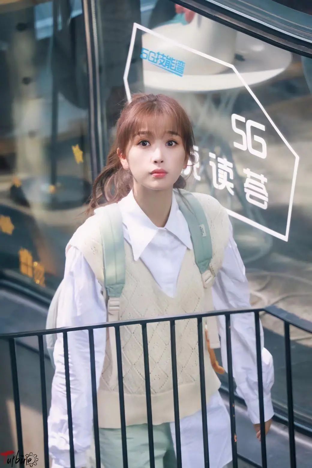 上班女生应该怎么穿比较得体,上班族应该怎么穿