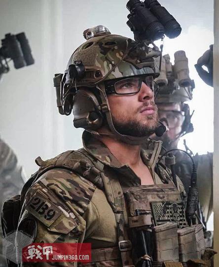 海豹突击队教你射击,战甲轰鸣装备介绍