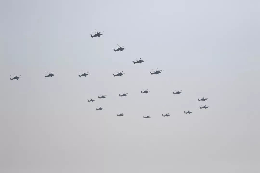 国庆节阅兵震撼画面素材,国庆节阅兵的变化