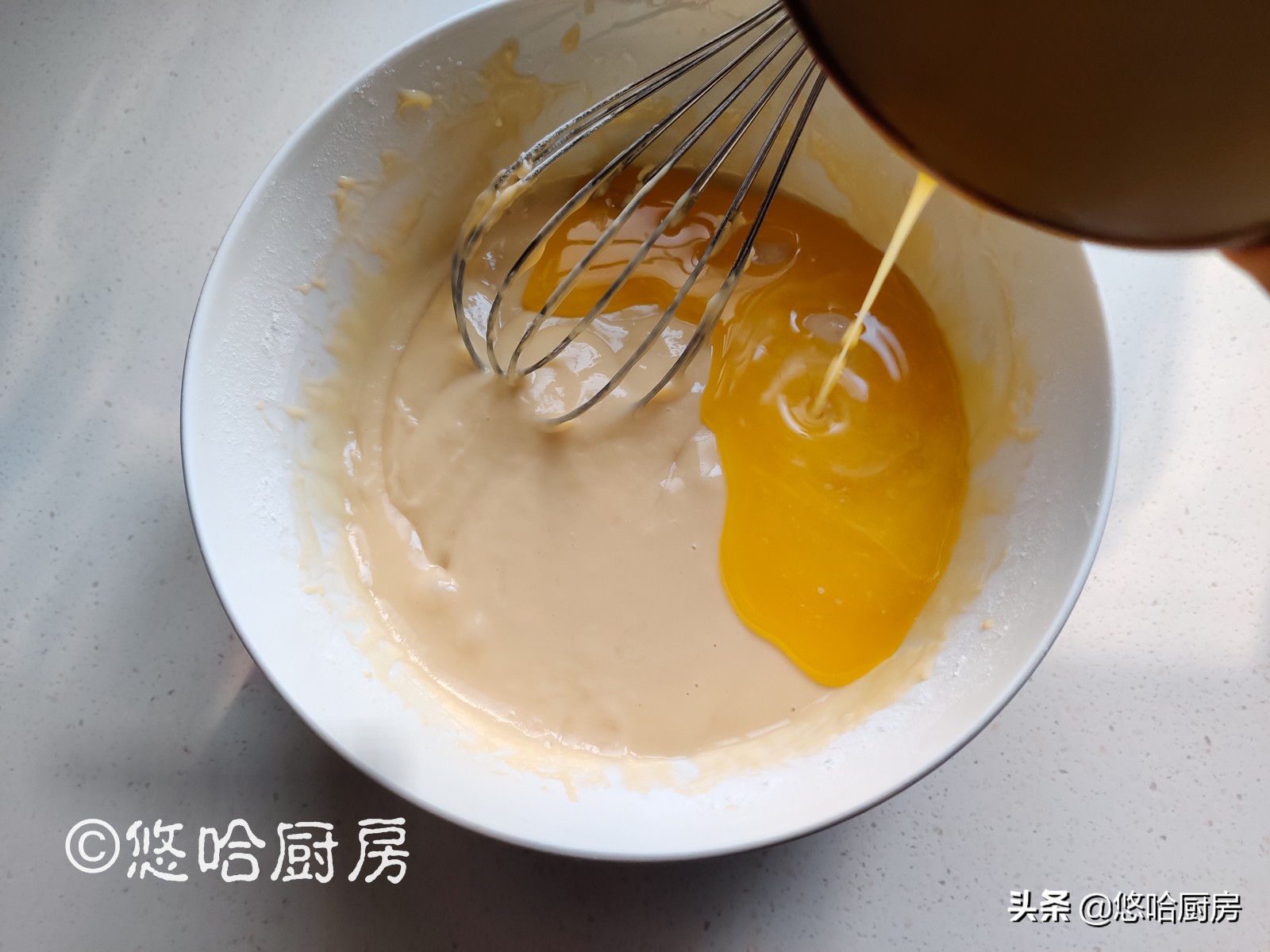 这条鱼不用刮鳞，更不用炖，一勺面糊做一条，动漫迷最爱的就是它