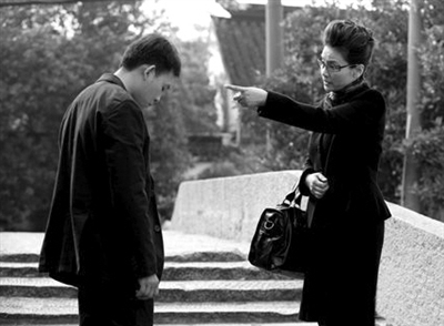 男子做上门女婿三年虚弱不堪,男子30岁没结婚无奈只做上门女婿