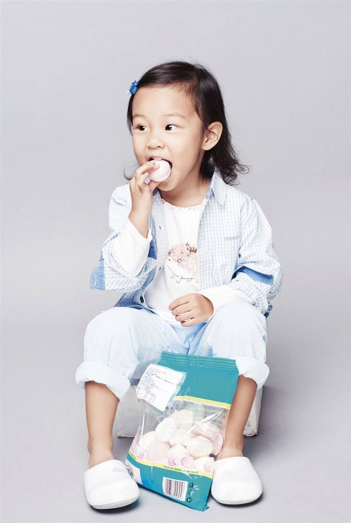 曾被嘲笑最丑星二代,当年被骂最丑的星二代