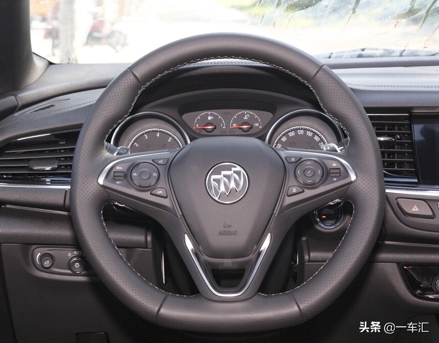 别克君威gs28t尊贵版值得购买吗,别克君威gs28t尊贵型讲解