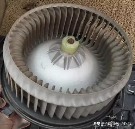 汽车空调清洗重要性图片,汽车空调深度清洗的正确方法
