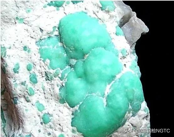 真正的绿松石什么样的,真正的绿松石是什么样的