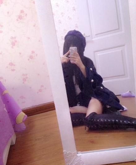 14岁女生晒“私房照”，早熟程度超乎想象，网友：尺度有点大