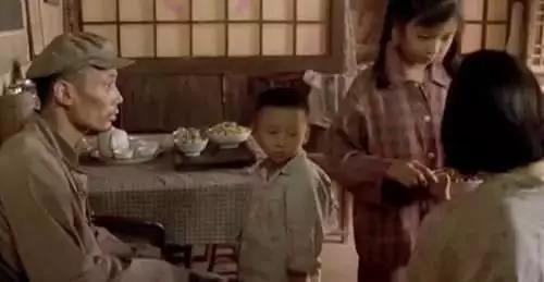 余华活着中的生存意识,余华活着里面对于苦难的描写