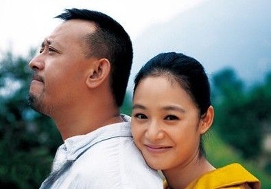 周韵姜文恋情曝光照片,姜文与周韵在一起的照片图文