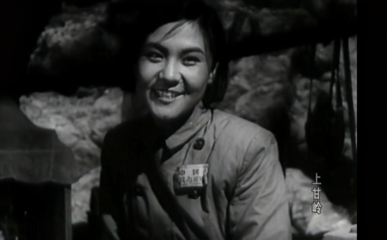 女护士用嘴帮伤员排尿，获二等功却引发外国人质疑，*长首**亲自作证