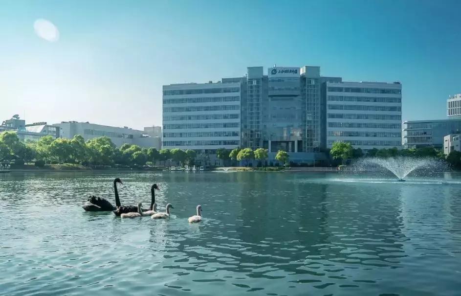 360办公环境,生态花园式办公园区