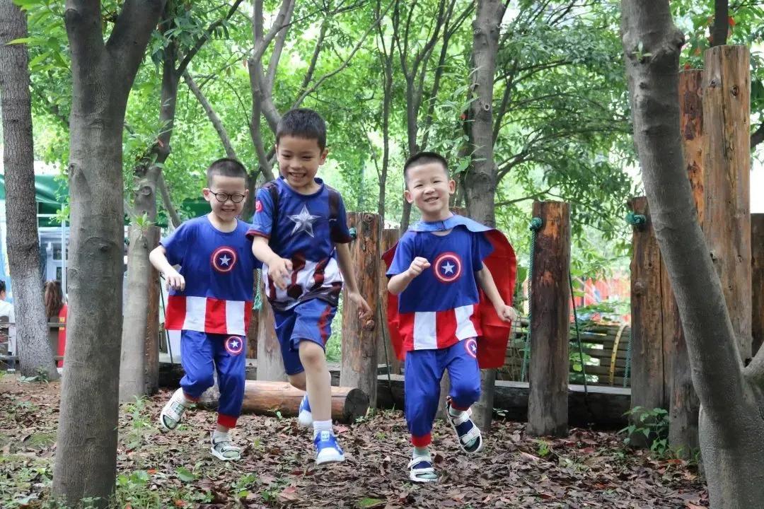 孩子毕业照创意道具,教你给孩子做一个毕业照