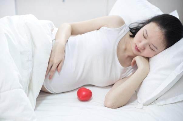 刚怀孕有什么感觉呢？准妈妈对照这几种征兆自查吧，八九不离十