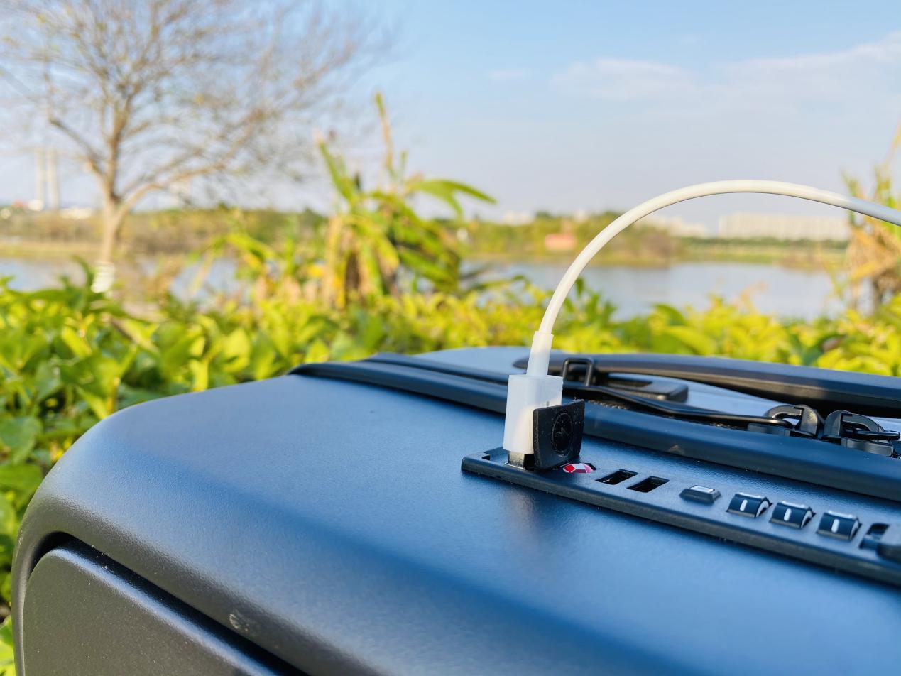 行李箱100寸可充电,行李箱22寸能充电