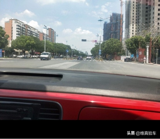 甲壳虫开几年卖合适保值,开了10年甲壳虫值不值得买