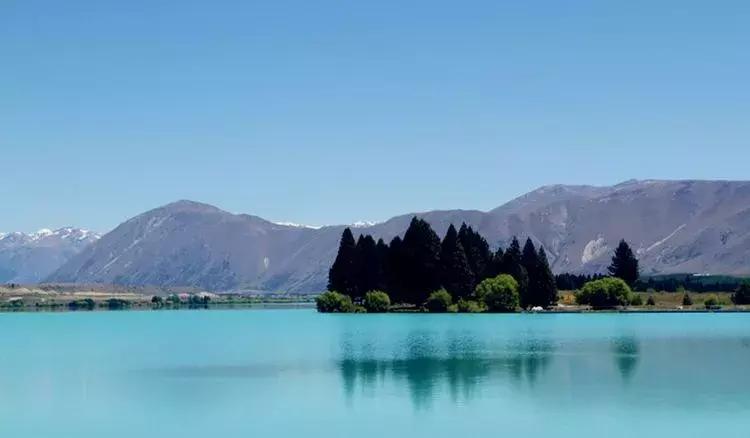 新西兰南岛有哪些城镇的湖,新西兰姊妹湖在哪里