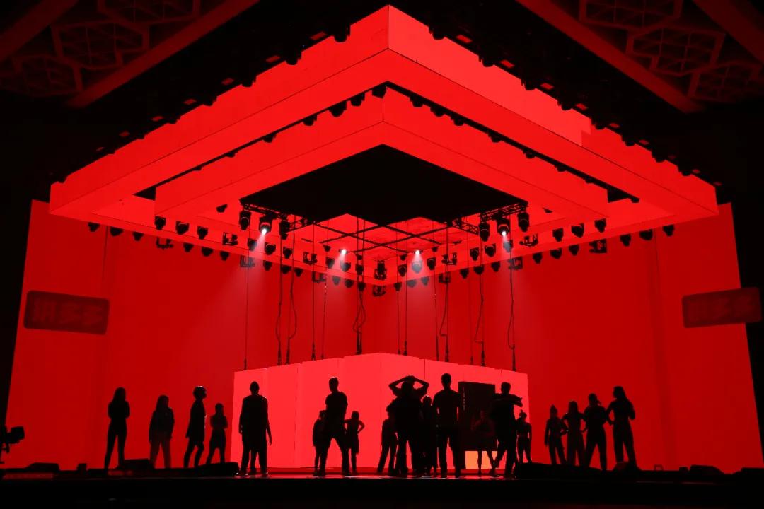 2020湖南卫视11.11超拼夜,湖南卫视元旦拼多多活动入口