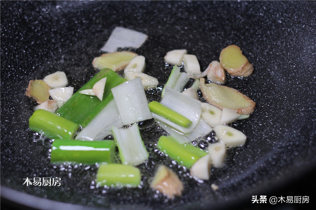 不用火锅料怎样做火锅好吃,自制小火锅涮菜