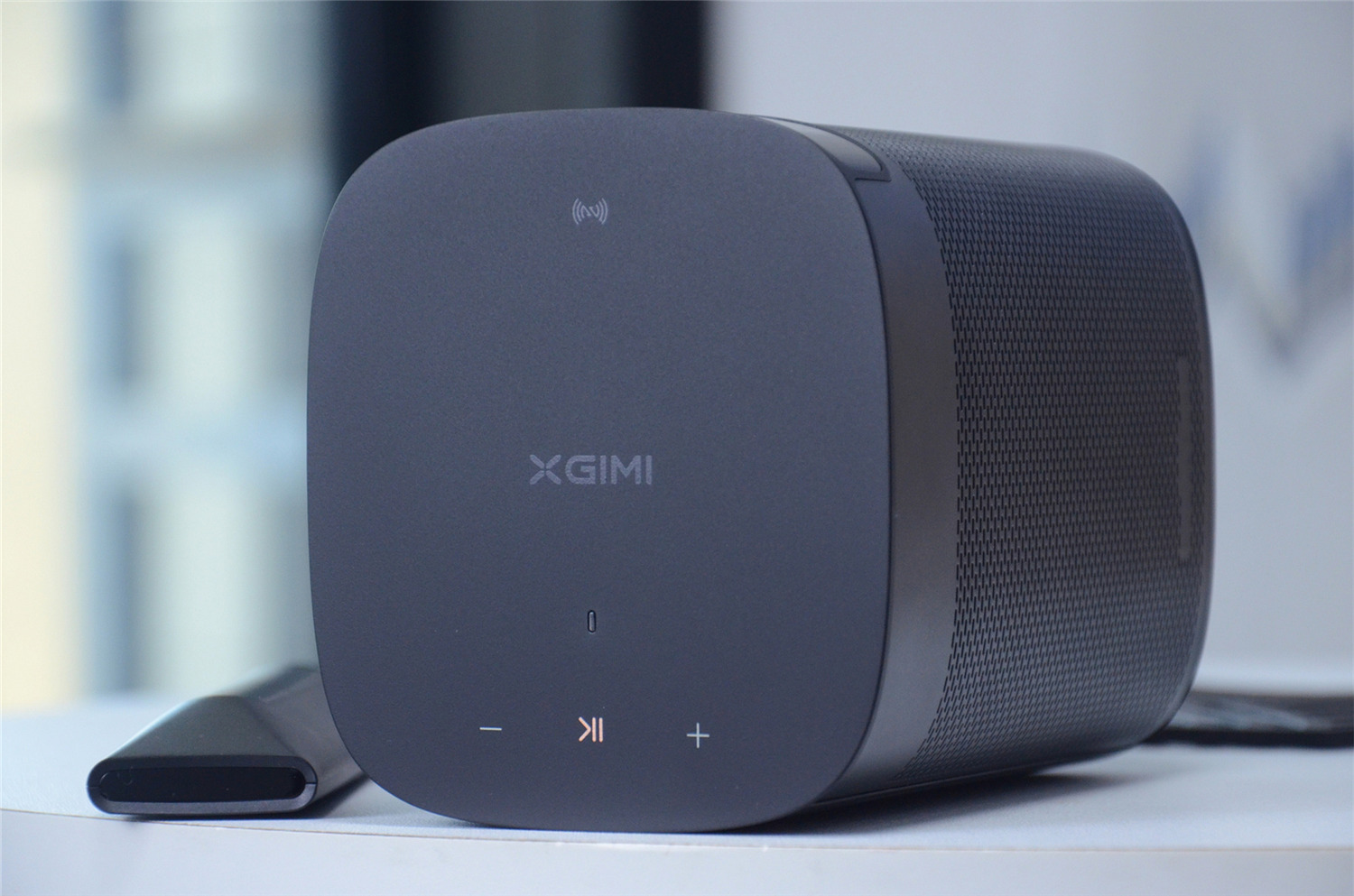 极米play超悦效果,极米play超悦版测评投影多大尺寸