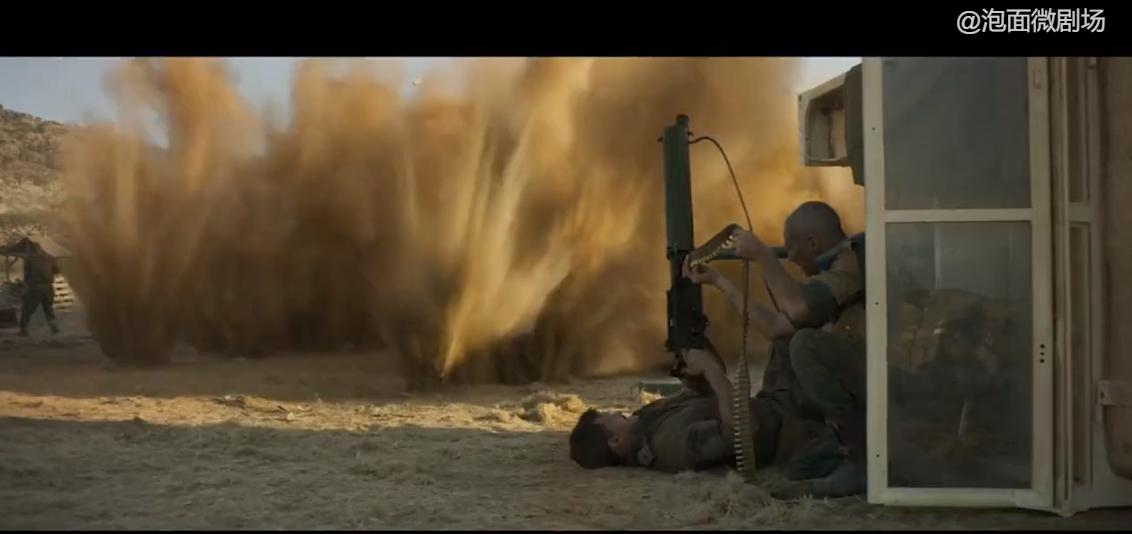 战争电影几百人打败几万人,震撼战争片200人守城击退2万敌人