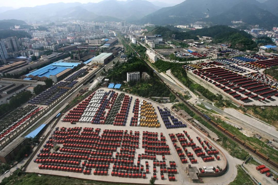 二汽，那些永不消失的代号！毛主席67年前提出“要建设二汽”