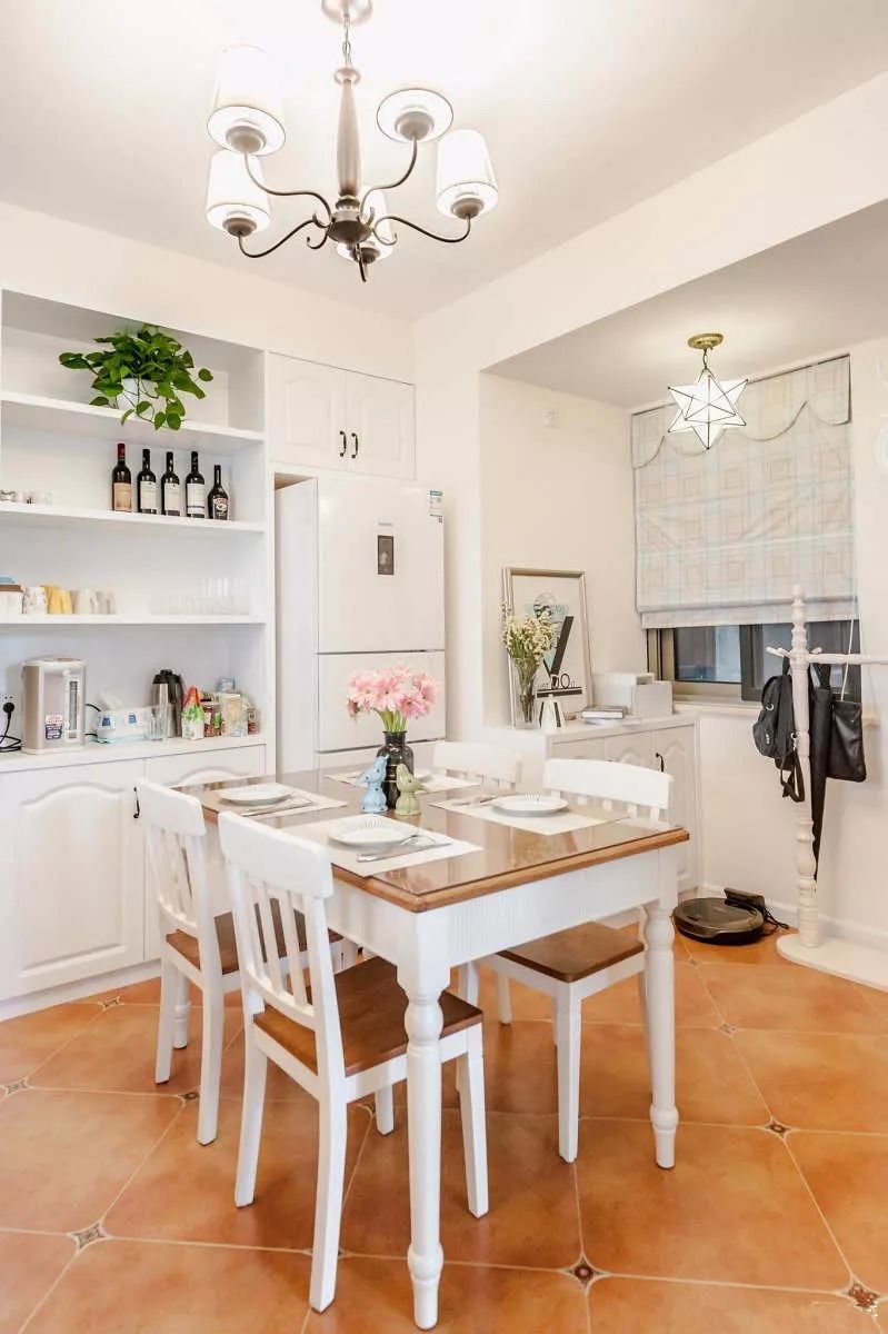 餐边柜酒柜设计现代简约,小户型餐柜酒柜设计