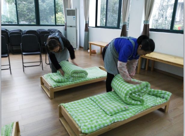 到底有没有适合宝妈带着娃的工作,哪些工作适合宝妈在家带娃的工作