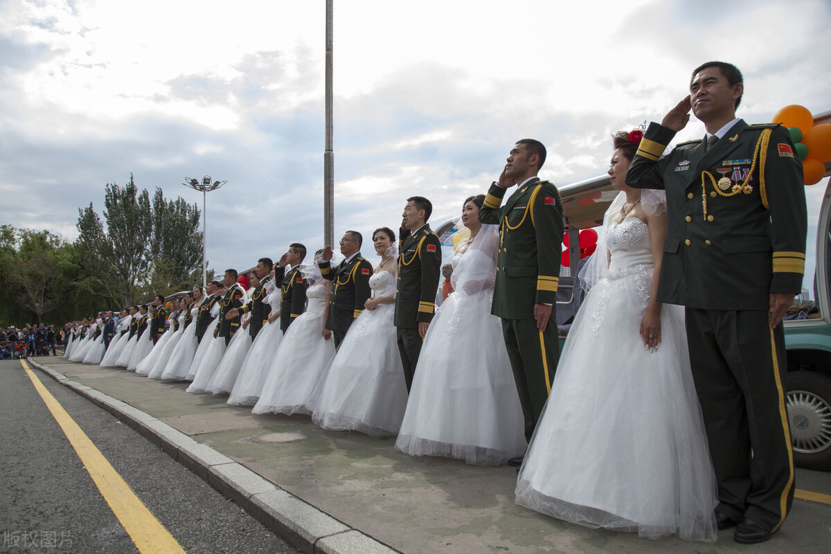 爱人户口迁移到丈夫户口如何办理,转业随配偶落户离婚户口怎么办