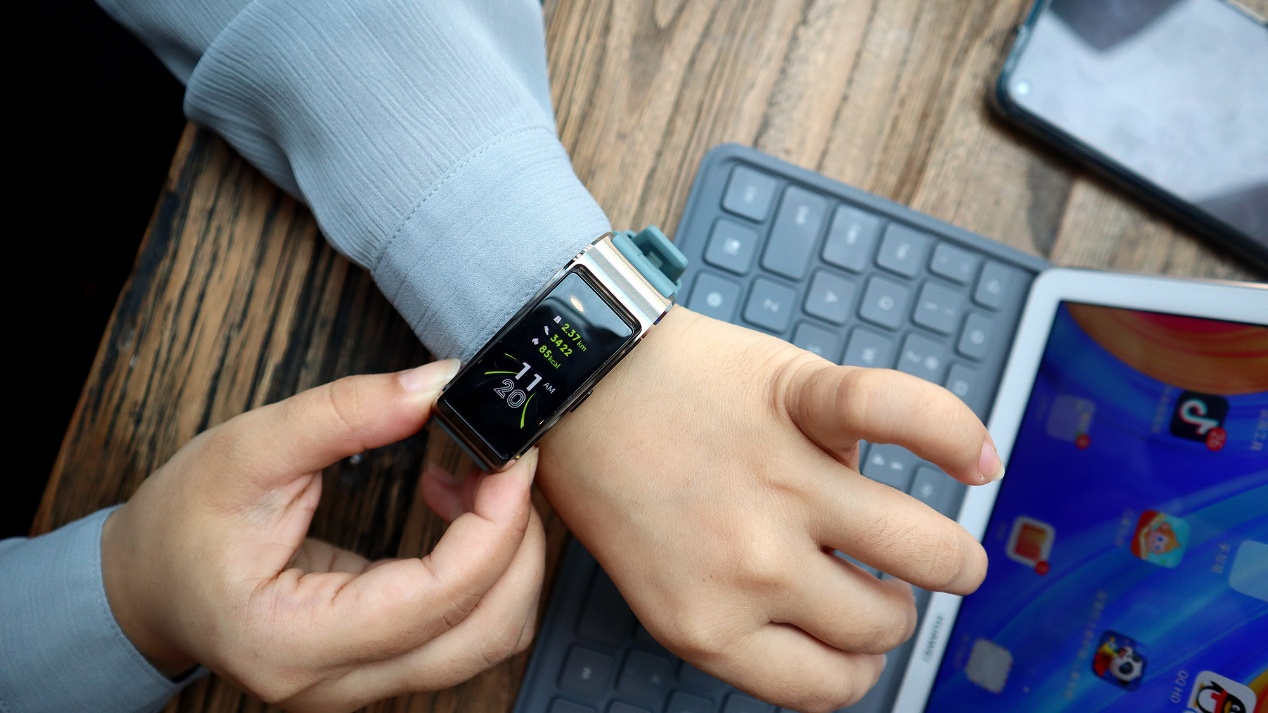 华为手环b5详细使用方法,华为手环b5功能详解