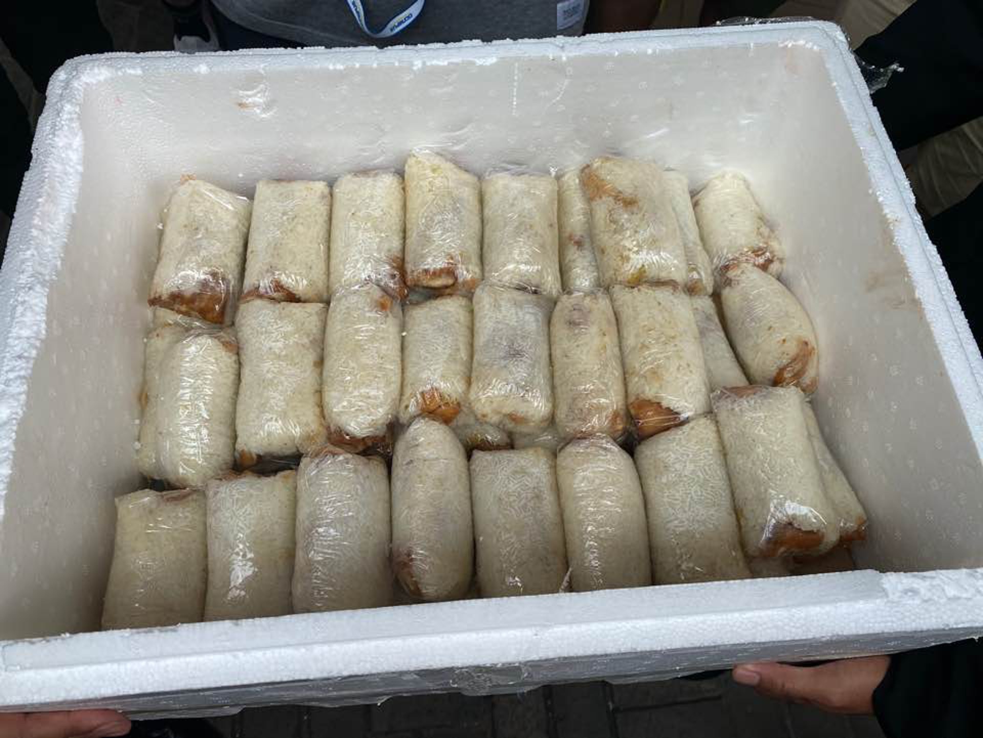 奚梦瑶手拿包,奚梦瑶秀包包