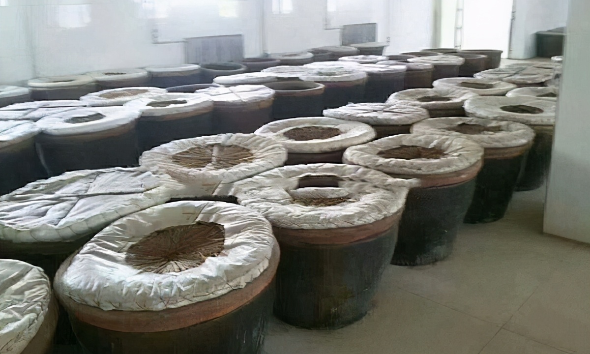 使用小型酿酒设备怎么酿制杂粮酒,小型酿酒设备出酒效率高怎么选择