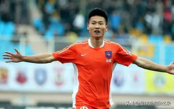 宋文杰踢球比赛视频,宋文杰破门良机